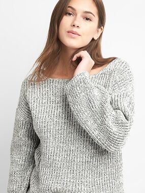 GAP Gray Marled Crewneck Sweater